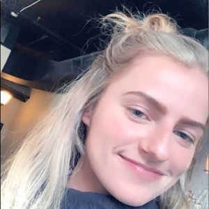 Meet your Posher, Nikki